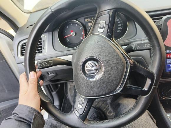 [上海·沪C] 二手大众朗逸2017款 1.6L 自动舒适版