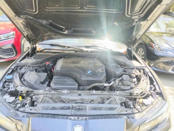 [上海·沪K] 二手宝马宝马3系2022款 330i M运动曜夜套装