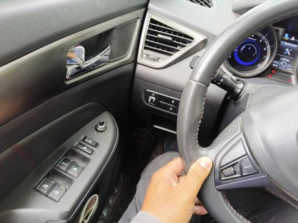 [合肥·皖A] 二手长安长安CS752016款 2.0L 手动豪华型 国V