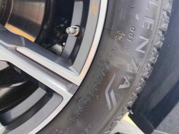 [上海·沪N] 二手宝马宝马X52022款 xDrive40i M运动套装