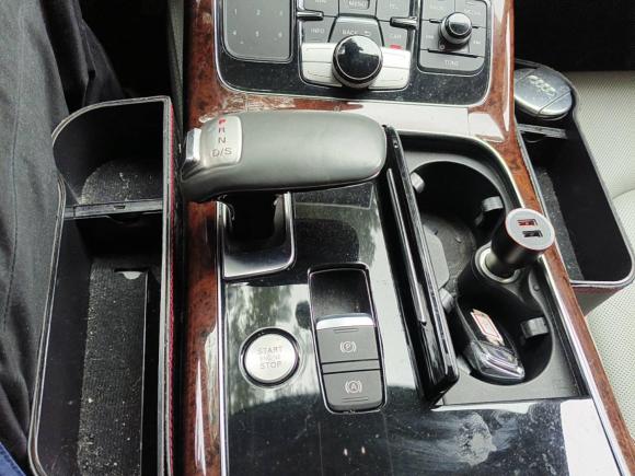 [上海·沪A] 二手奥迪奥迪A82011款 A8L 3.0 TFSI quattro豪华型(245kW)