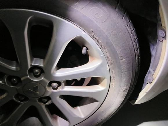 [上海·沪A] 二手三菱翼神2011款 致尚版 1.8L 手动豪华型