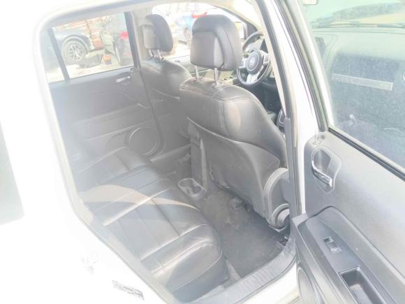 [上海·沪C] 二手Jeep指南者2014款 2.0L 两驱运动版