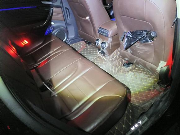 [上海·苏C] 二手魏牌魏牌 VV72017款 2.0T 旗舰型