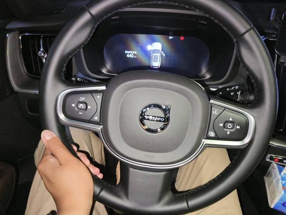 [杭州·浙A] 二手沃尔沃沃尔沃XC602025款 B5 四驱智逸豪华版