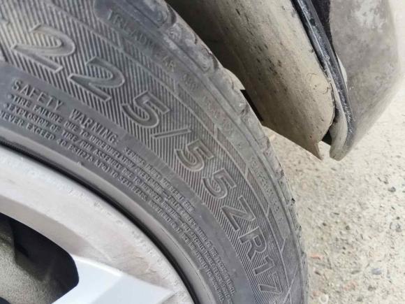 [上海·皖B] 二手大众帕萨特2013款 1.8TSI DSG御尊版