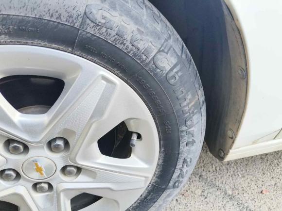 [西安·陕A] 二手雪佛兰科沃兹2018款 320 自动欣享天窗版