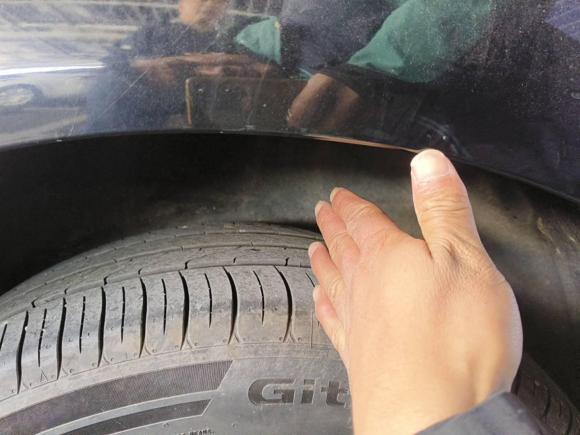 [上海·苏U] 二手奥迪奥迪Q72014款 40 TFSI 运动型