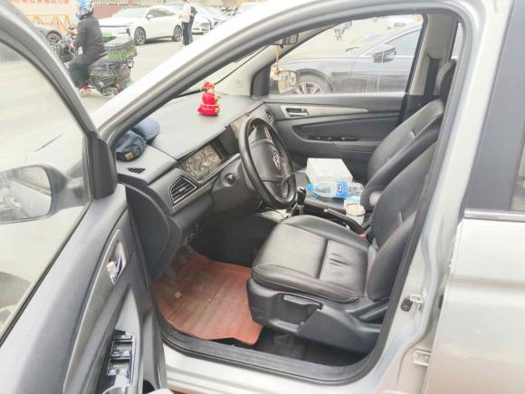 [无锡·苏B] 二手长安凯程长安欧尚A6002016款 1.5L 手动精英型7座