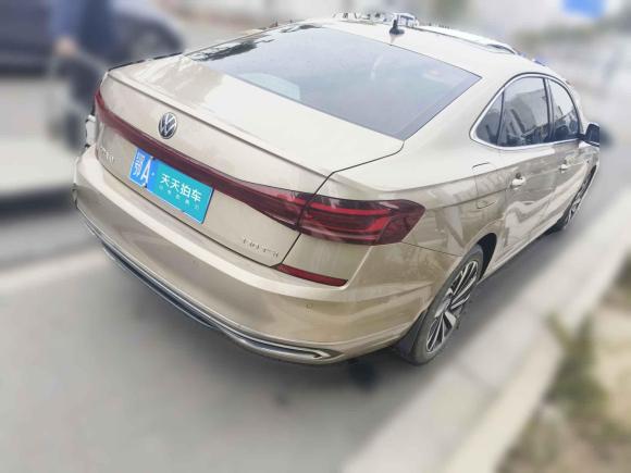 [武汉·鄂A] 二手大众帕萨特2022款 330TSI 豪华版