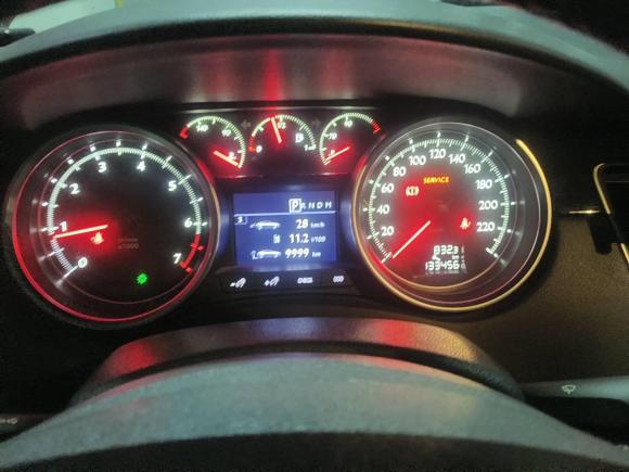 [武汉·鄂A] 二手标致标致5082011款 2.3L 自动旗舰版