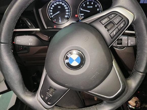 [成都·川A] 二手宝马宝马X12022款 sDrive20Li 时尚型