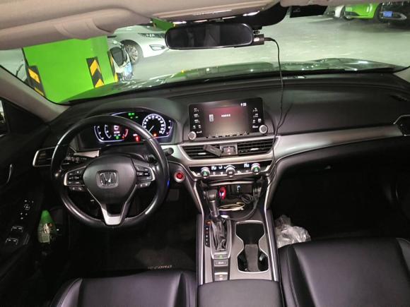 [上海·鲁A] 二手本田雅阁2018款 260TURBO 豪华版 国VI