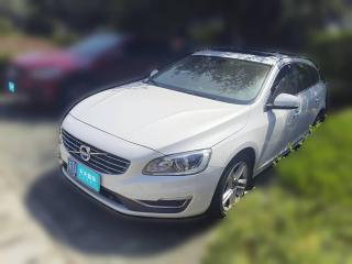 沃尔沃沃尔沃V602015款 T5 智雅版