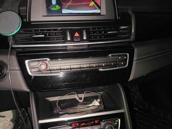 [深圳·苏U] 二手宝马宝马2系旅行车2018款 218i 尊享型运动套装