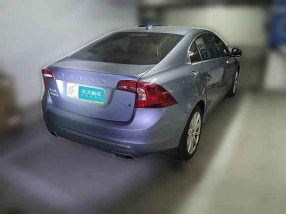 [上海·浙F] 二手沃尔沃沃尔沃S60插电式混动2018款 S60L E驱混动 T6进取版