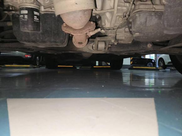 [深圳·粤S] 二手陆风陆风X22017款 1.6L 自动劲锐版