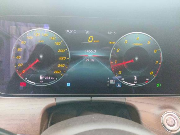 [义乌·浙G] 二手奔驰奔驰E级2023款 E 300 L 豪华型