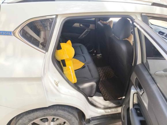 [成都·川G] 二手哈弗哈弗H22017款 蓝标 1.5T 手动两驱豪华型