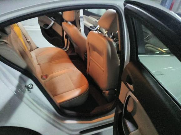 [苏州·苏E] 二手别克君威2012款 2.0L 舒适版