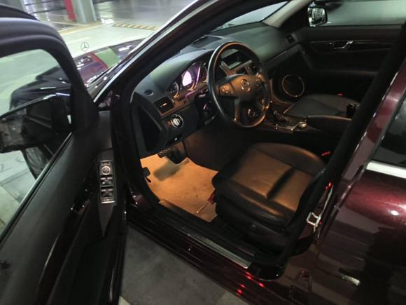 [南京·苏A] 二手奔驰奔驰C级2010款 C 200 CGI 优雅型