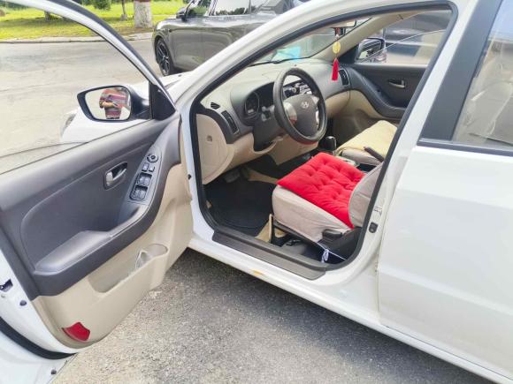 [西安·陕A] 二手现代悦动2011款 1.6L 自动舒适型