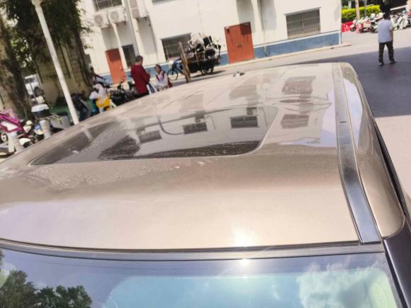 [上海·沪A] 二手路虎揽胜运动版2012款 3.0 TDV6 HSE 柴油版