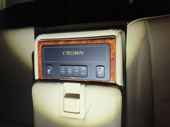 [宁波·浙B] 二手丰田皇冠2009款 2.5L Royal特别强化版