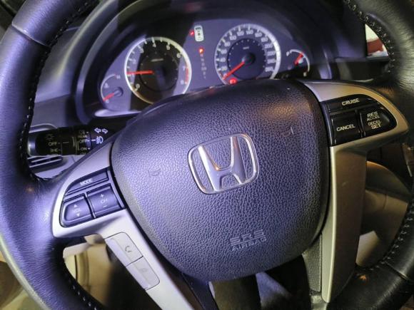 [深圳·粤B] 二手本田雅阁2008款 2.4L EXL Navi