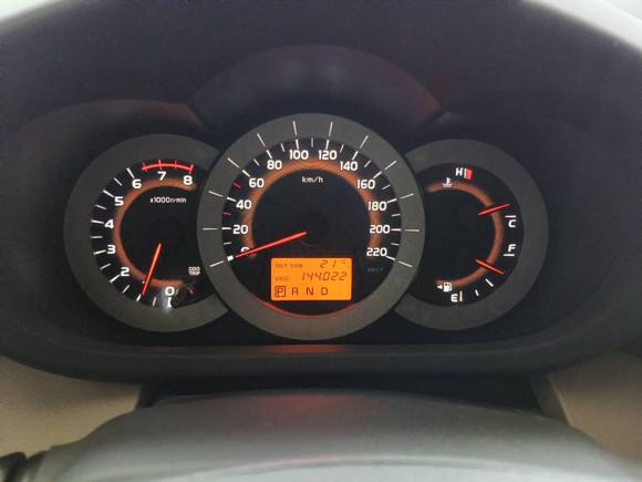 [上海·苏F] 二手丰田RAV4荣放2011款 2.4L 自动四驱豪华版