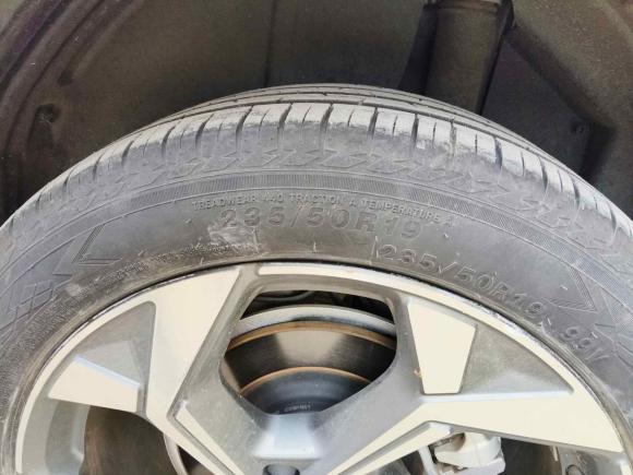 [无锡·苏B] 二手吉利汽车博越L2023款 1.5TD DCT尊贵型