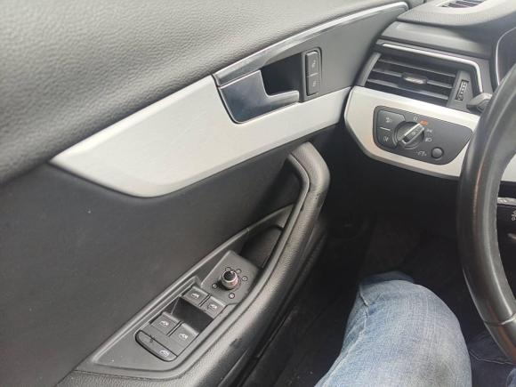 [广州·粤S] 二手奥迪奥迪A4L2022款 40 TFSI 时尚动感型