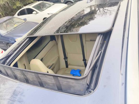 [无锡·苏B] 二手沃尔沃沃尔沃XC602012款 T5 舒适版