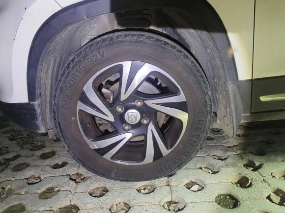 [武汉·新A] 二手宝骏宝骏5102017款 1.5L 手动时尚型