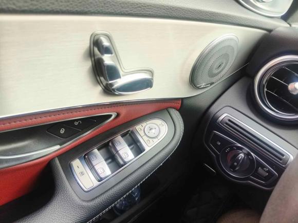 [上海·桂B] 二手奔驰奔驰C级2017款 改款 C 200 运动版