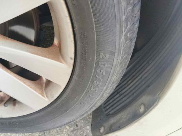 [温州·浙C] 二手起亚起亚K32013款 1.6L 自动GLS