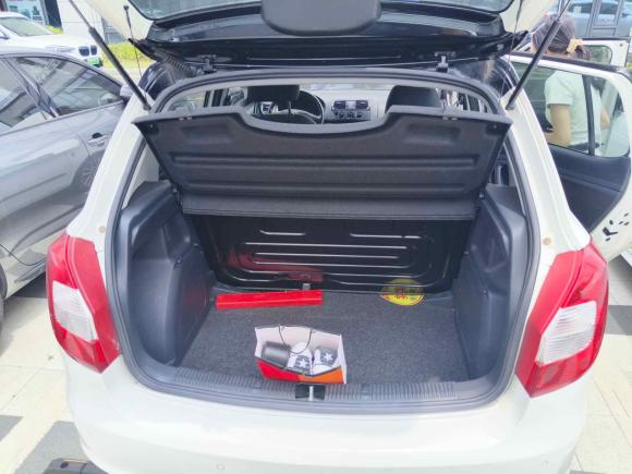 [杭州·浙D] 二手斯柯达晶锐2012款 1.6L 自动酷黑版