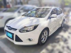 [济南·鲁A] 福特福克斯2012款 两厢 2.0L 自动豪华运动型