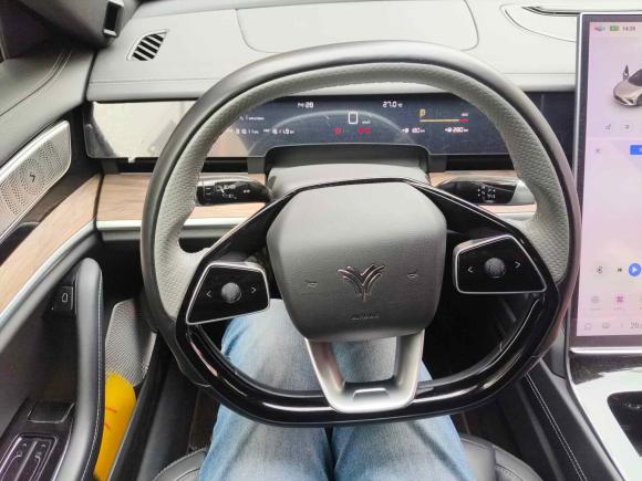 [广州·粤A] 二手哪吒汽车哪吒S2022款 增程版 1160km 后驱中版