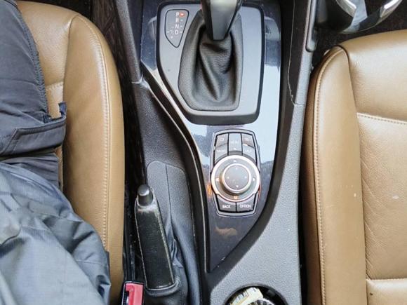 [武汉·鄂W] 二手宝马宝马X12010款 sDrive18i豪华型