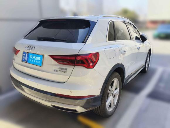 [南京·苏A] 二手奥迪奥迪Q32021款 35 TFSI 时尚致雅型