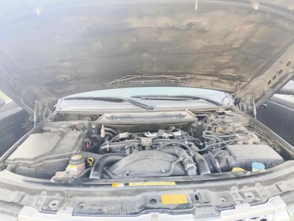 [青岛·鲁B] 二手路虎揽胜2010款 3.6 TDV8 HSE