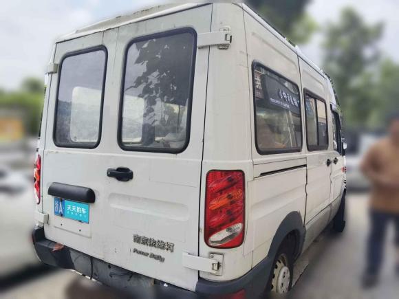 [杭州·浙A] 二手依维柯依维柯褒迪2012款 2.5T-A32 基本型