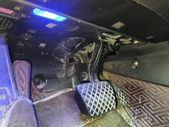 [青岛·鲁U] 二手奥迪奥迪A6L2020款 45 TFSI quattro 尊享动感型