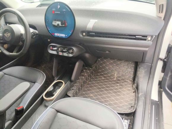 [上海·苏A] 二手MINI电动MINI COOPER2024款 452km COOPER SE 艺术家