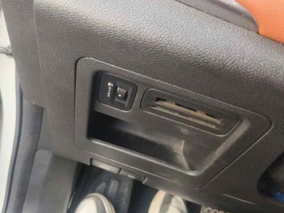 [武汉·鄂A] 二手宝骏宝骏5102017款 1.5L 自动豪华型