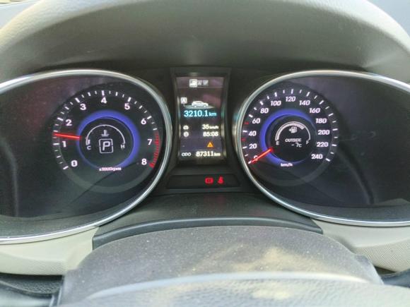 [济南·鲁A] 二手现代胜达2013款 2.4L 自动两驱智能型