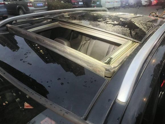 [武汉·鄂A] 二手奔驰奔驰GLK级2015款 GLK 300 4MATIC 时尚型 极致版