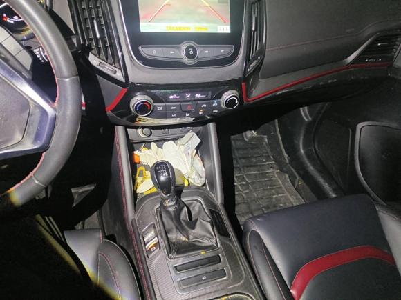 [上海·沪A] 二手长安长安CS552017款 1.5T 手动炫色型