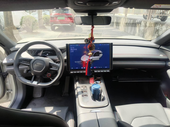 [深圳·粤B] 二手小米汽车小米SU72024款 后驱标准创始版